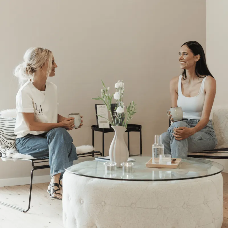 Konsultation i klinikkens lounge